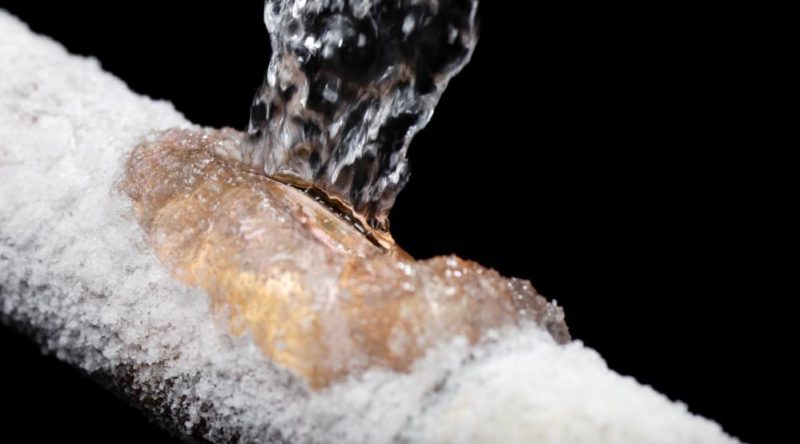 freezing weather pipe burst